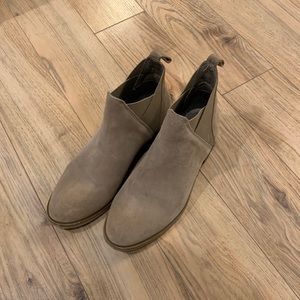 Aldo Chelsea ankle boot